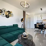 Apartamento Luxury Nella With Seaview Zadar
