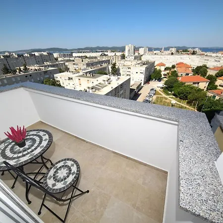 Luxury Nella With Seaview Apartamento